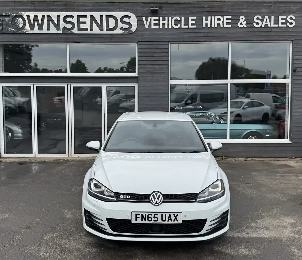 Used VW Golf VII GTD 2015 White Hatchback