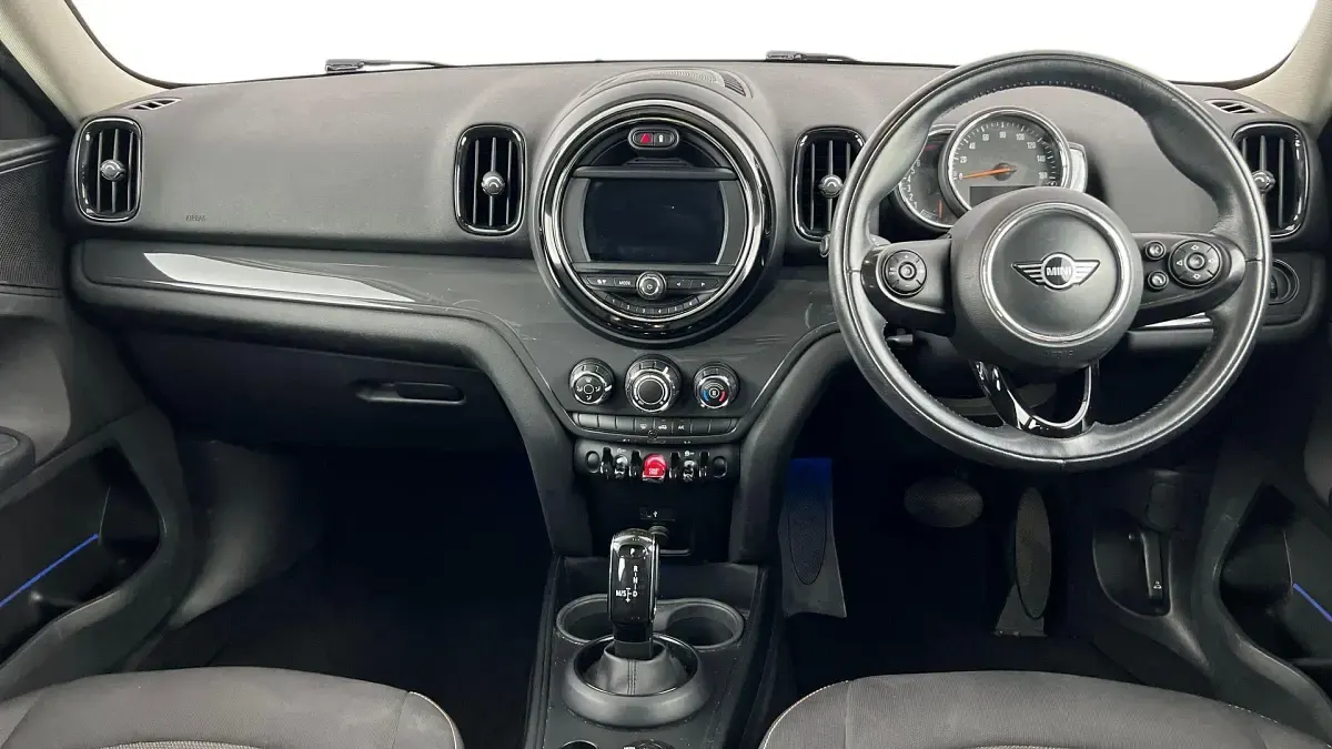 Used Mini Cooper Countryman 134 HP (98 kW) 2018 Grey SUV