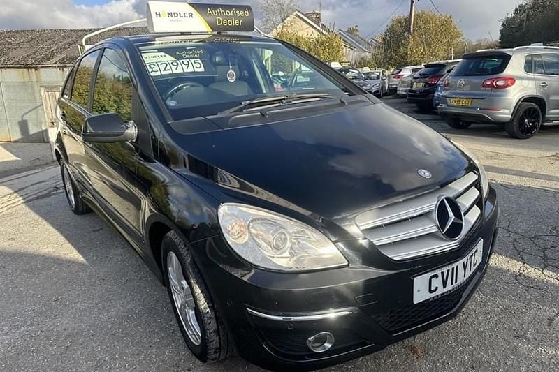 Used Mercedes B180 SE 109 HP (80 kW) 2011 Black MPV