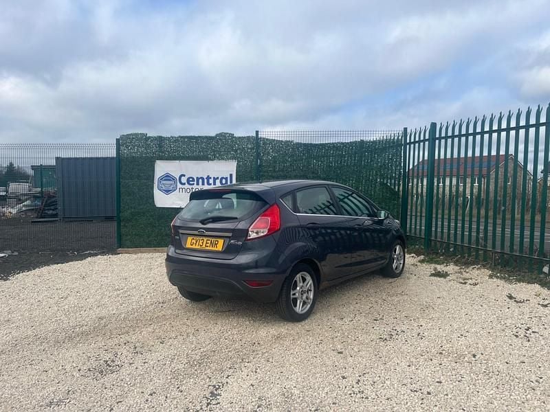 Used Ford Fiesta Zetec 2013 Grey Hatchback
