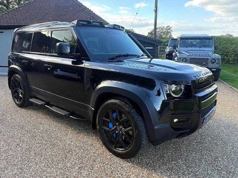 Black Used 2021 Land Rover Defender HSE SUV | £46,993 (Expensive) - Image 1/4