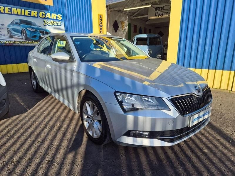 Silver Used 2018 Skoda Superb SE Hatchback | £11,295 (Fair price) - Image 1/4