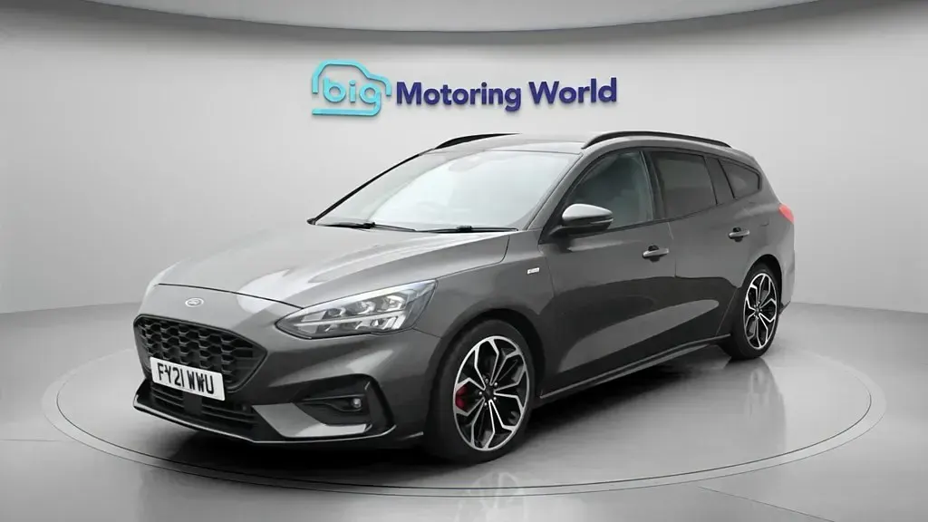 Używany Ford Focus ST-Line X 120 KM (88 kW) 2021 Szary Kombi