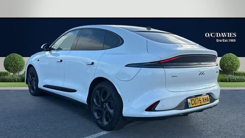 New MG IM6 553 kW (752 HP) 2025 White SUV