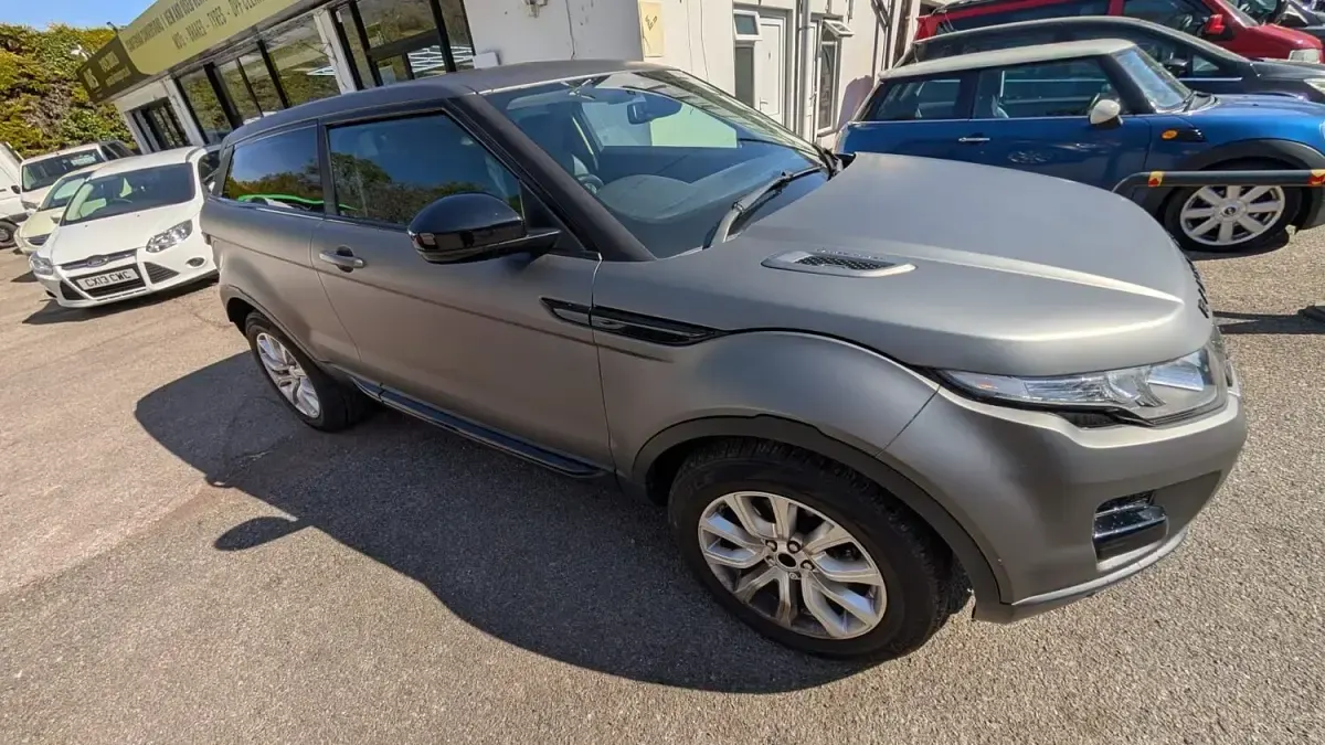 Used Land Rover Range Rover evoque Pure 150 HP (110 kW) 2015 Grey Coupe