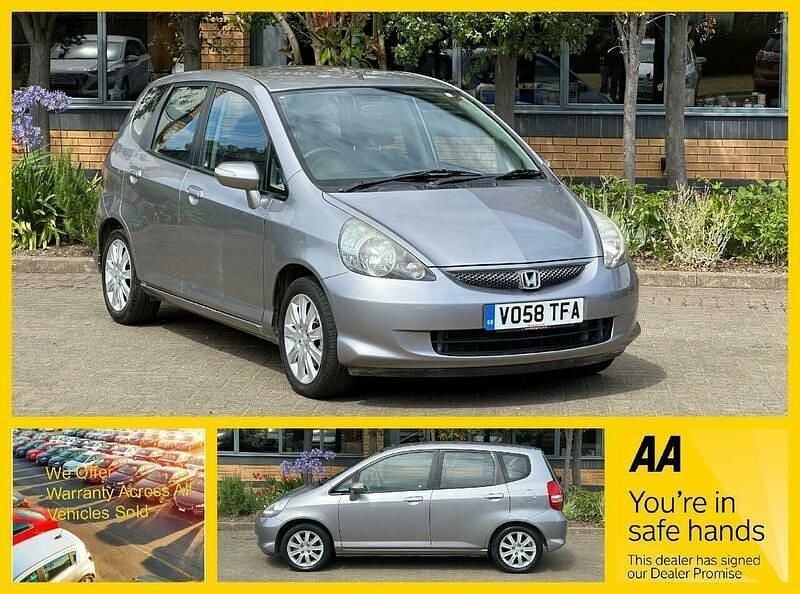 Silver Used 2008 Honda Jazz SE Hatchback | £2,250 (Fair price) - Image 1/4