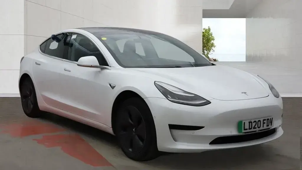 Used Tesla Model 3 Standard Range 239 kW (325 HP) 2020 Sedan