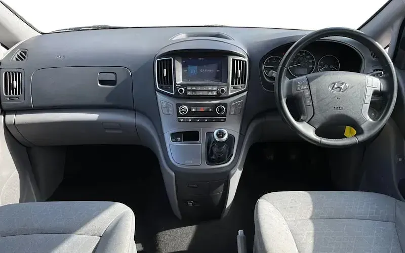 Used Hyundai I800 SE 136 HP (100 kW) 2019 Silver MPV