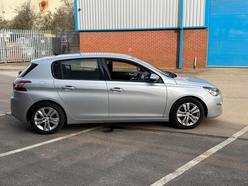 Used Peugeot 308 Active 2014 Silver Hatchback