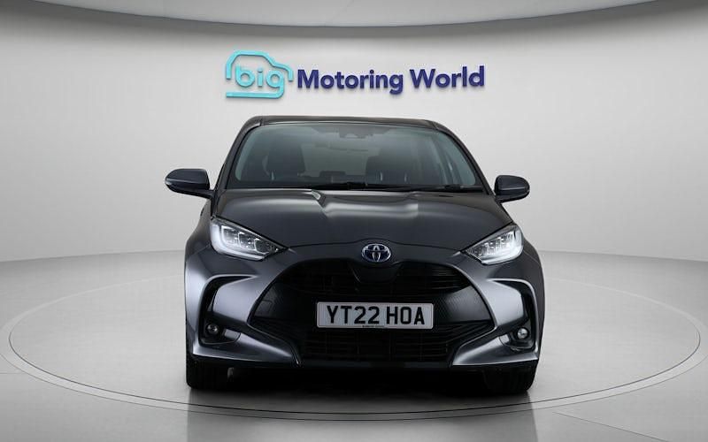 Used Toyota Yaris Hybrid Design 116 HP (85 kW) 2025 Hatchback