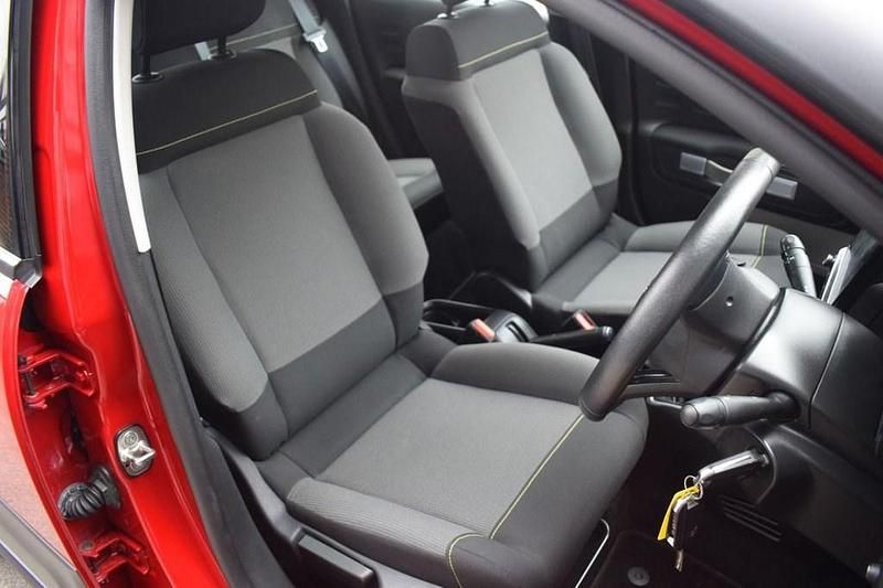 Used Citroën C3 Flair 83 HP (61 kW) 2020 Red Hatchback