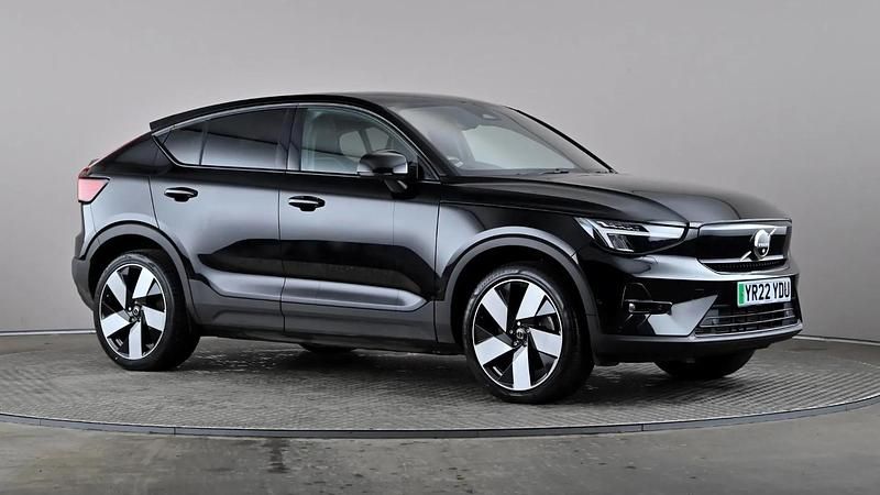 Black Used 2022 Volvo C40 Pro SUV | £20,998 - Image 1/3