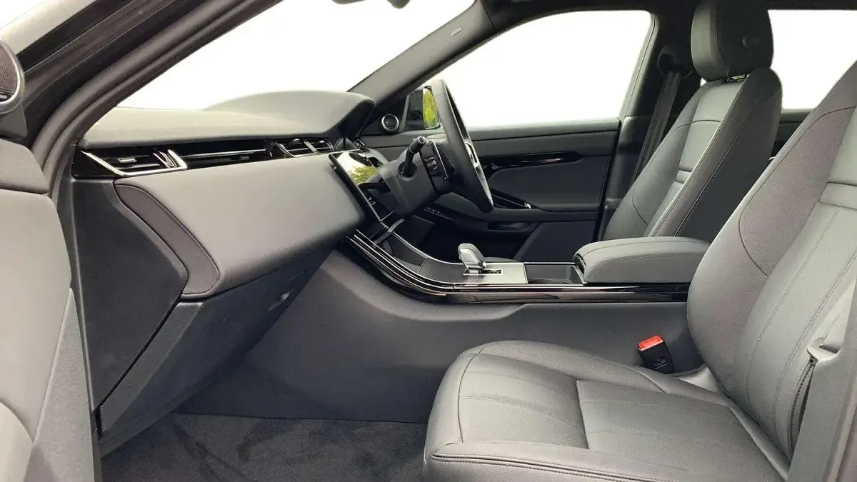 Used Land Rover Range Rover evoque SE Dynamic 2025 Grey SUV