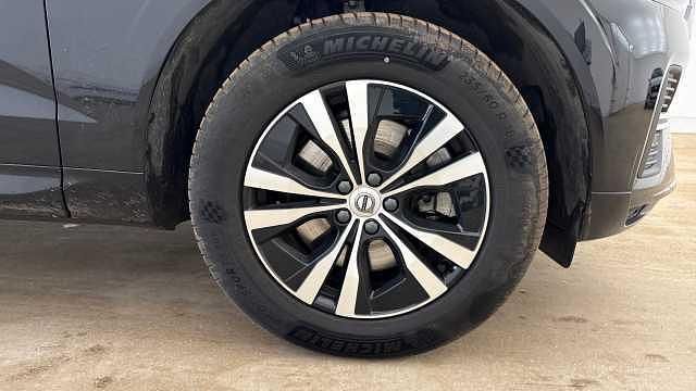 Used Volvo XC60 Core 247 HP (181 kW) 2025 Black SUV