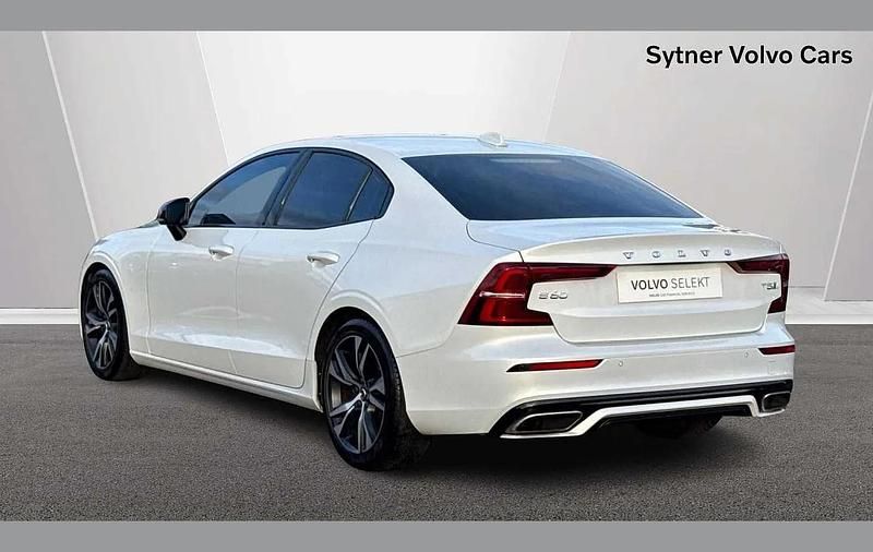 Used Volvo S60 R-Design 247 HP (181 kW) 2020 White Sedan