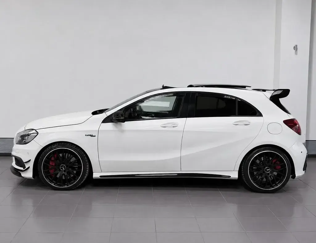 Used Mercedes A45 AMG AMG 360 HP (264 kW) 2016 White Hatchback