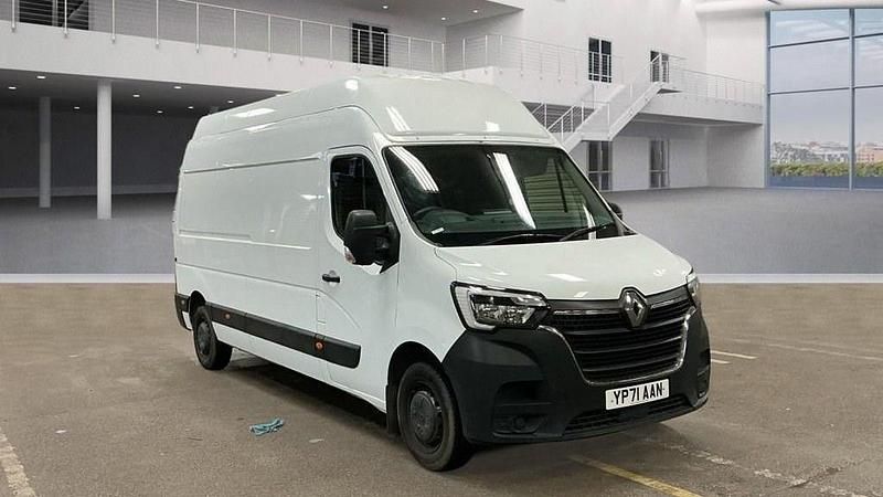 Used Renault Master Business 2021 White MPV