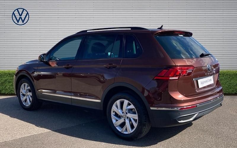 Second-hand VW Tiguan Life 150 CP (110 kW) 2023 SUV