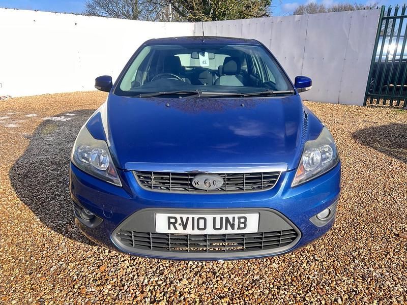 Used Ford Focus Zetec 99 HP (72 kW) 2010 Blue Hatchback