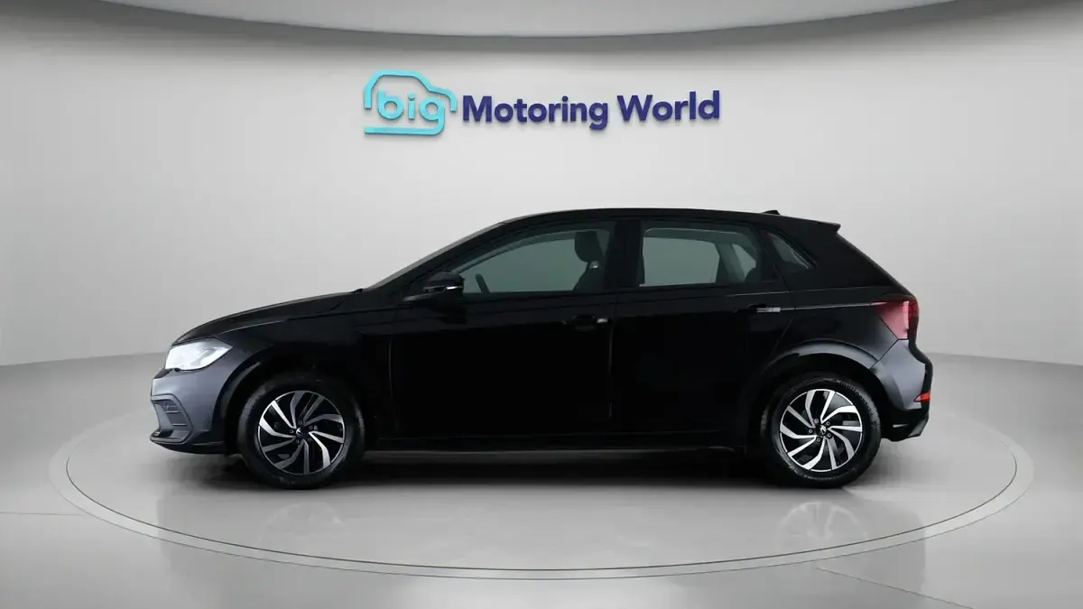 Used VW Polo S 95 HP (69 kW) 2024 Black Hatchback