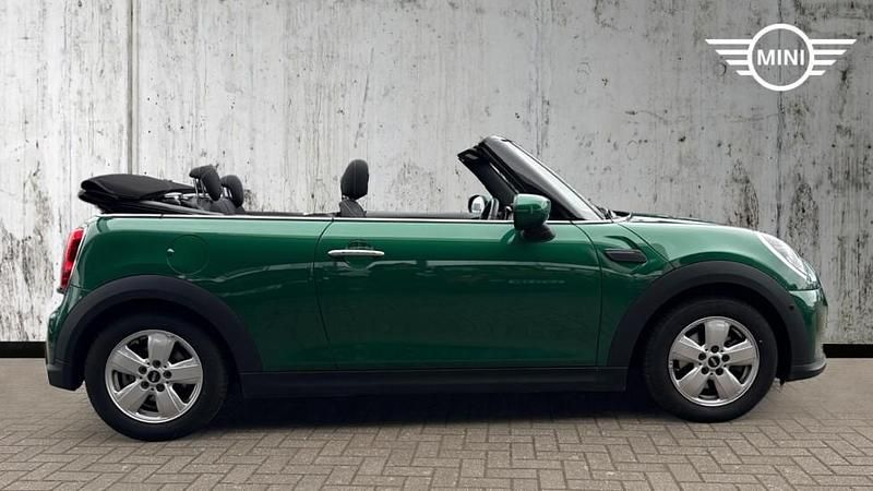 Used Mini Cooper Classic 134 HP (98 kW) 2022 Green Hatchback