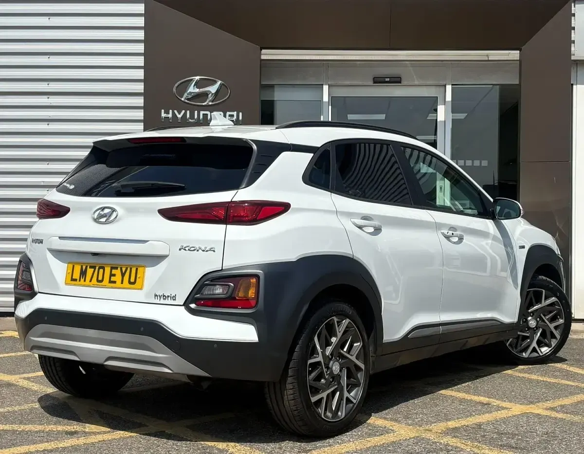 Used Hyundai Kona Premium 141 HP (103 kW) 2020 White SUV