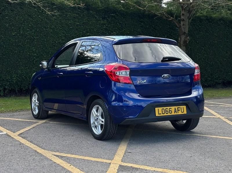 Used Ford Ka Plus Zetec 85 HP (62 kW) 2016 Blue Hatchback
