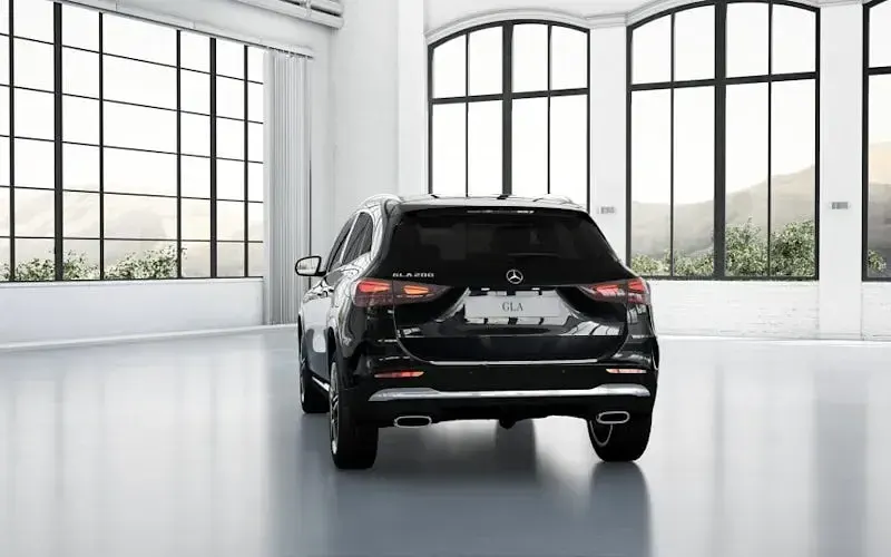 New Mercedes GLA200 Executive 163 HP (119 kW) 2026 SUV
