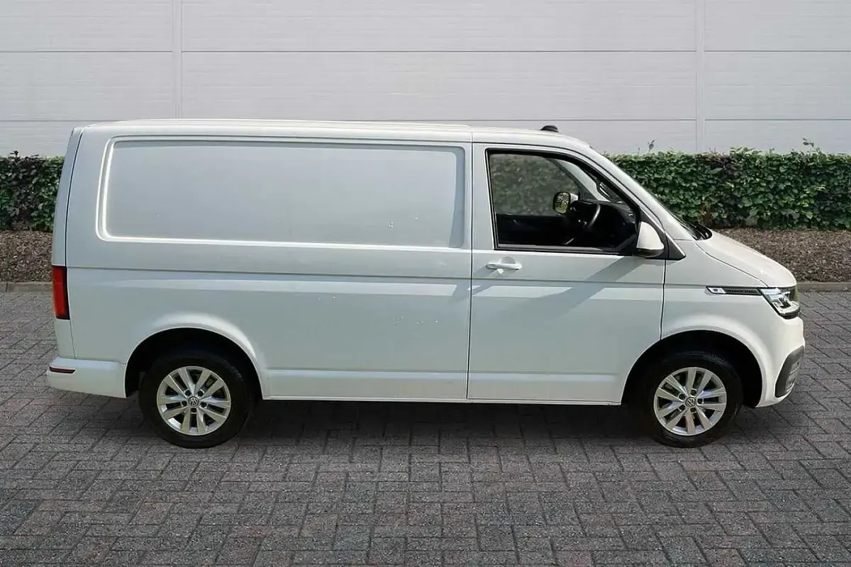 Usado VW Transporter Highline 2023 Blanco Van