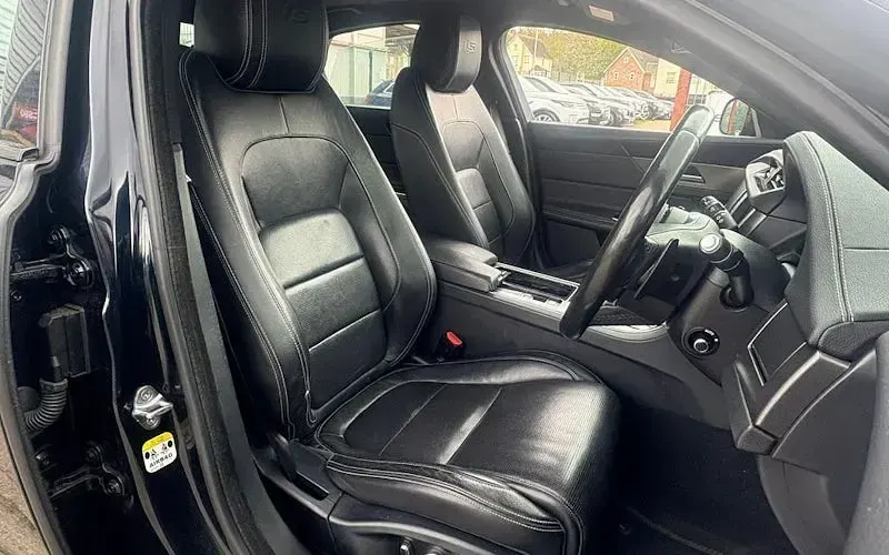 Used Jaguar XF S 300 HP (220 kW) 2016 Black Sedan