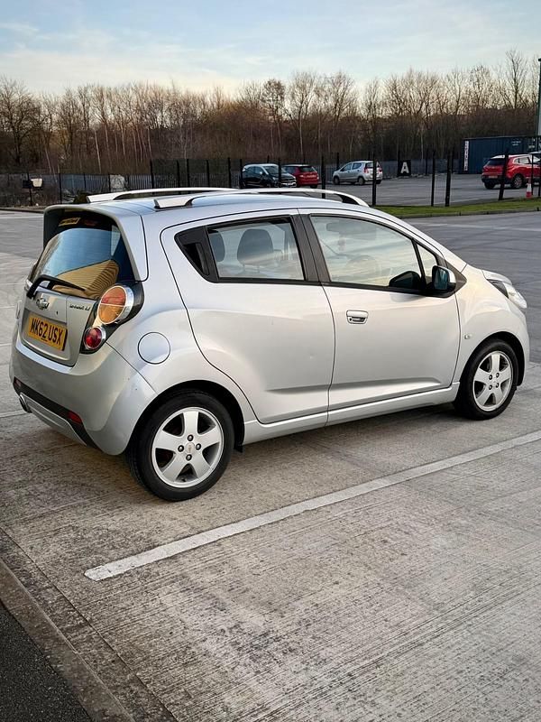 Used Chevrolet Spark LT 2012 Silver Hatchback