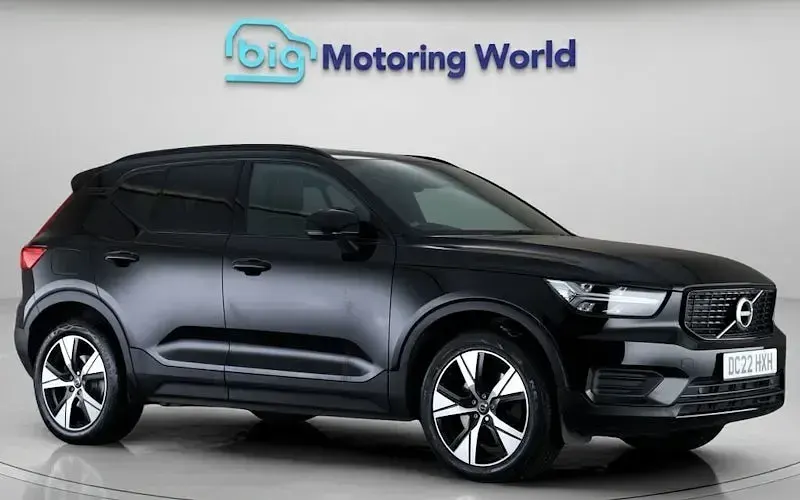Used Volvo XC40 Plus 211 HP (155 kW) 2021 SUV