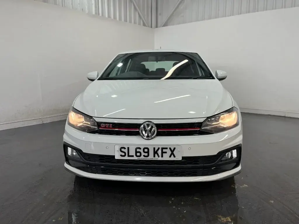 Used VW Polo GTI 200 HP (147 kW) 2019 White Hatchback