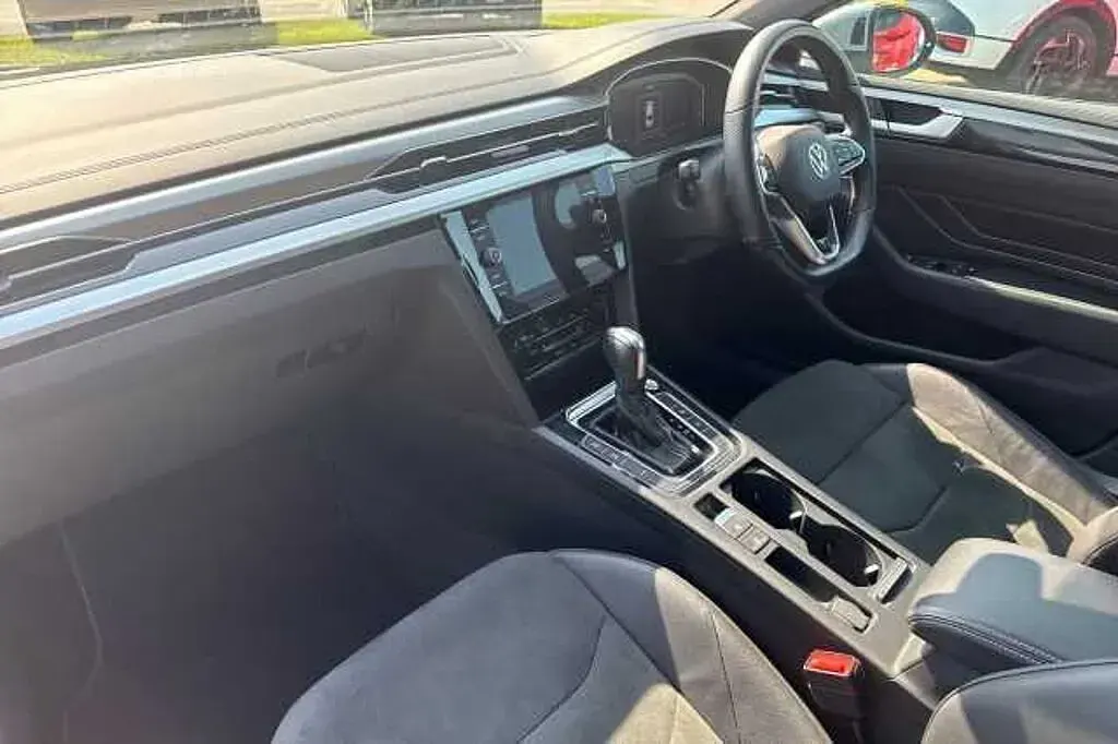 Used VW Arteon R-line 200 HP (147 kW) 2023 Grey Hatchback