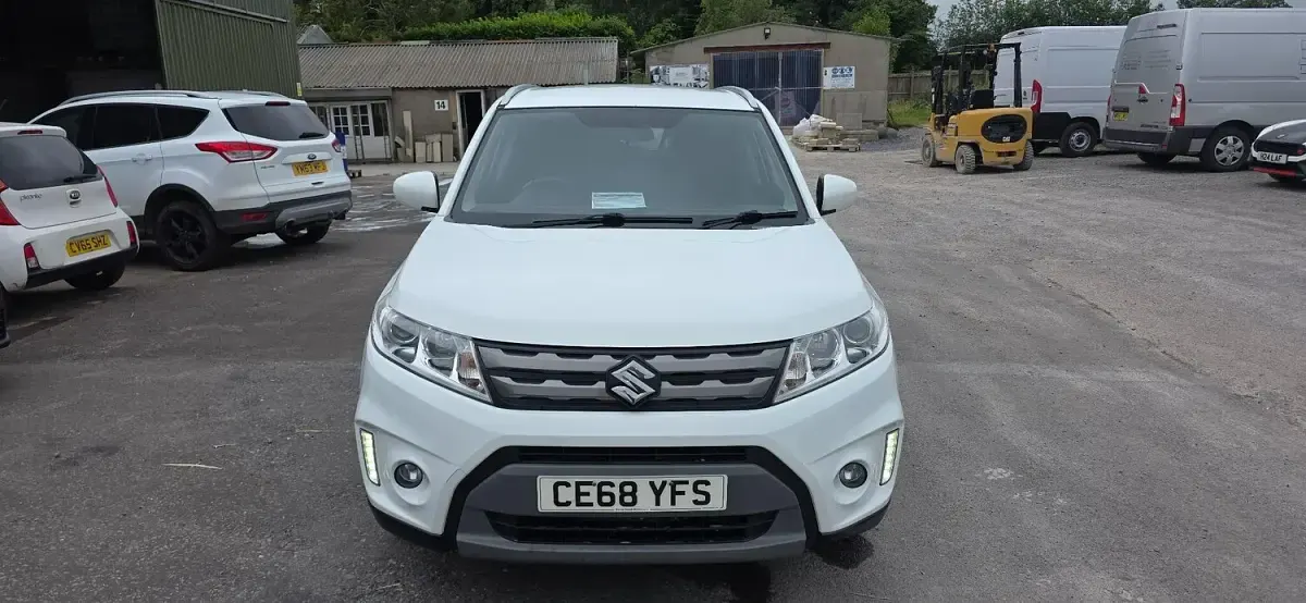 Used Suzuki Vitara SZ-T 120 HP (88 kW) 2018 White Hatchback
