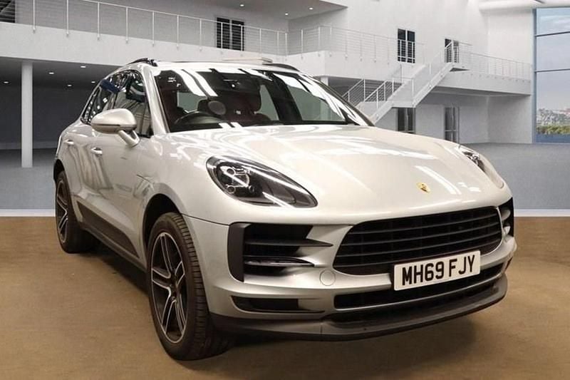 Silver Used 2019 Porsche Macan SUV | £29,995 (Super price) - Image 1/1