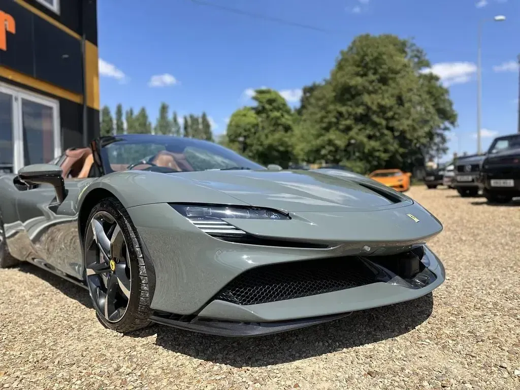 Used Ferrari SF90 986 HP (725 kW) 2024 Grey Cabriolet