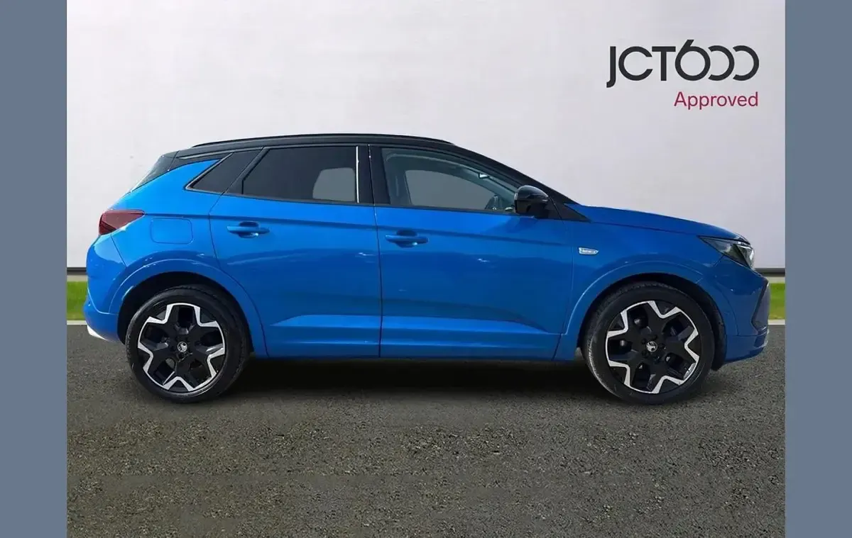 Used Vauxhall Grandland X Ultimate 128 HP (94 kW) 2023 Blue SUV