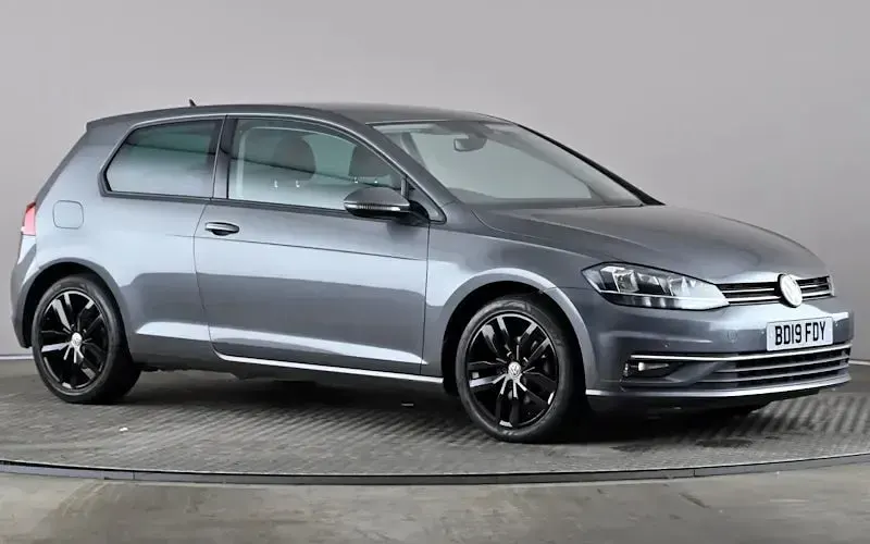 Used VW Golf VII Match 116 HP (85 kW) 2019 Hatchback