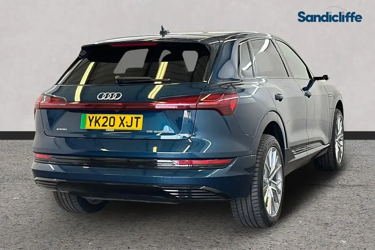 Used Audi e-tron Comfort 300 kW (408 HP) 2020 Blue SUV