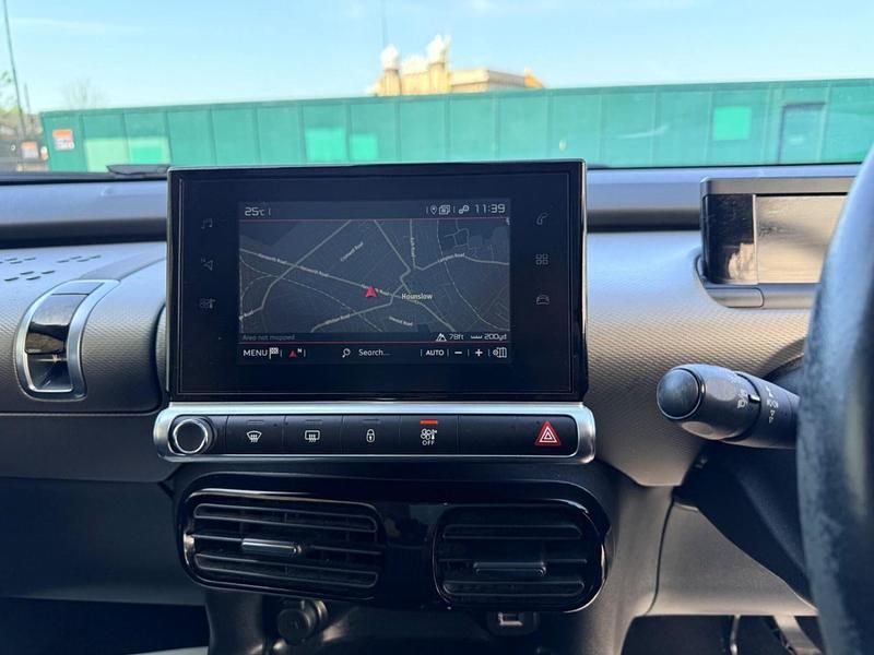 Used Citroën C4 Cactus Flair 2018 Blue Hatchback