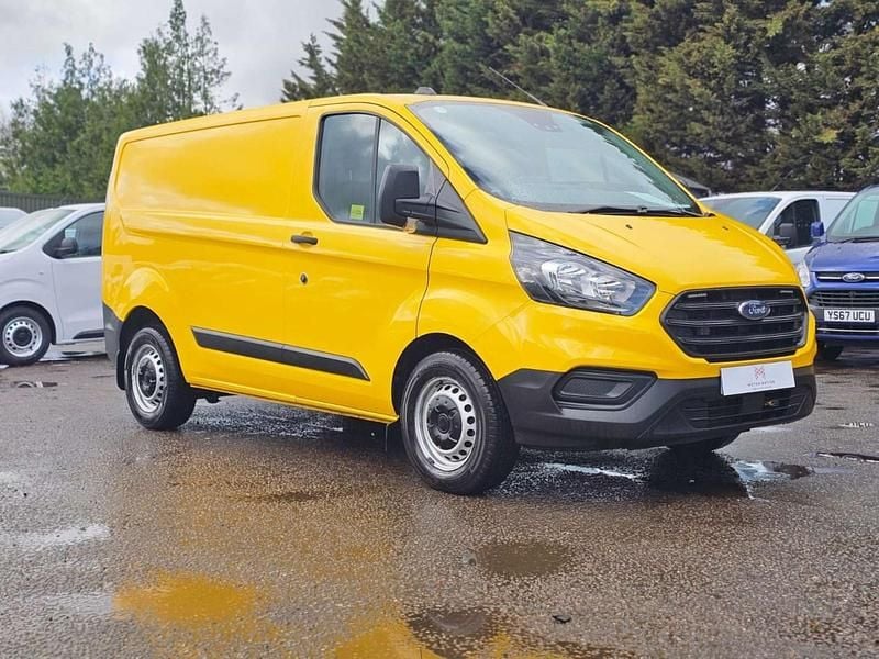 Used Ford Transit Custom 130 HP (95 kW) 2022 Yellow Van