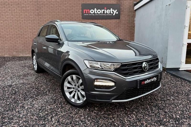Grey Used 2018 VW T-Roc SE SUV | £11,495 (Fair price) - Image 1/1