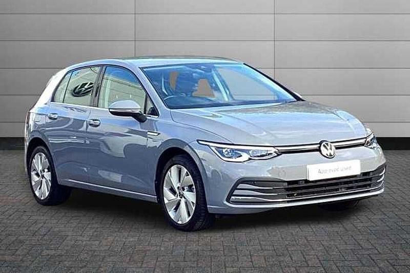 Used 2023 VW Golf VIII | £19,650 (Fair price) - Image 1/4