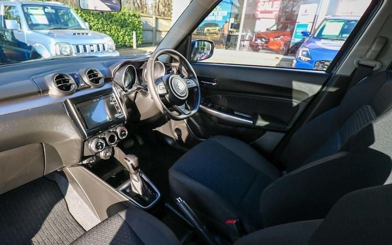 Used Suzuki Swift SZ5 83 HP (61 kW) 2023 Grey Hatchback