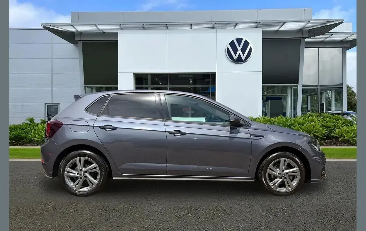 Used VW Polo R-line 95 HP (69 kW) 2023 Grey Hatchback