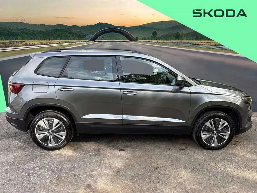 Second-hand Skoda Karoq SE Drive 150 CP (110 kW) 2024 Gri SUV