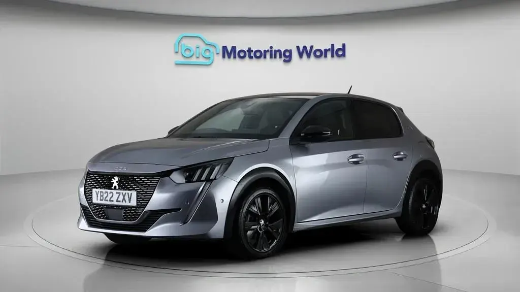 Used Peugeot 208 GT 100 HP (73 kW) 2022 Grey Hatchback