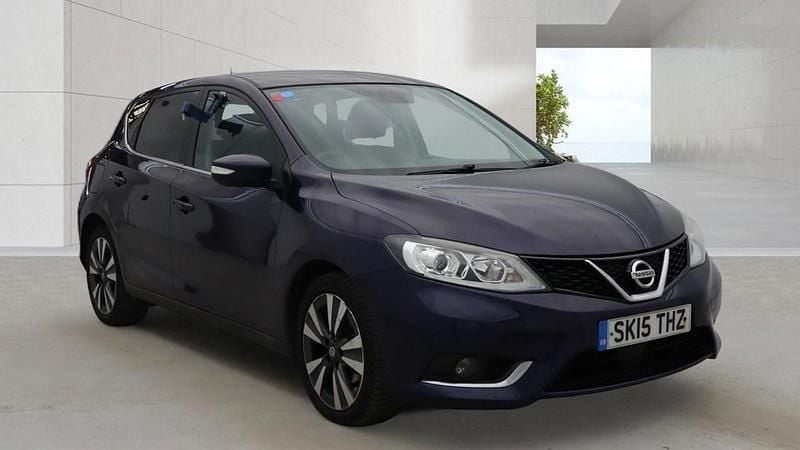 Used Nissan Pulsar Tekna 110 HP (80 kW) 2015 Blue Hatchback