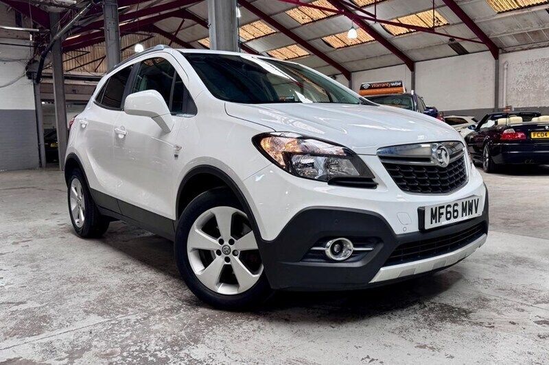 White Used 2016 Vauxhall Mokka S SUV | £6,290 (Fair price) - Image 1/1